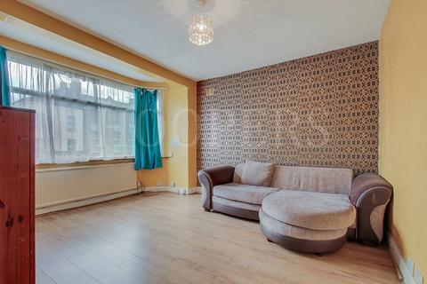 2 bedroom maisonette for sale, Neasden Lane North, London, NW10