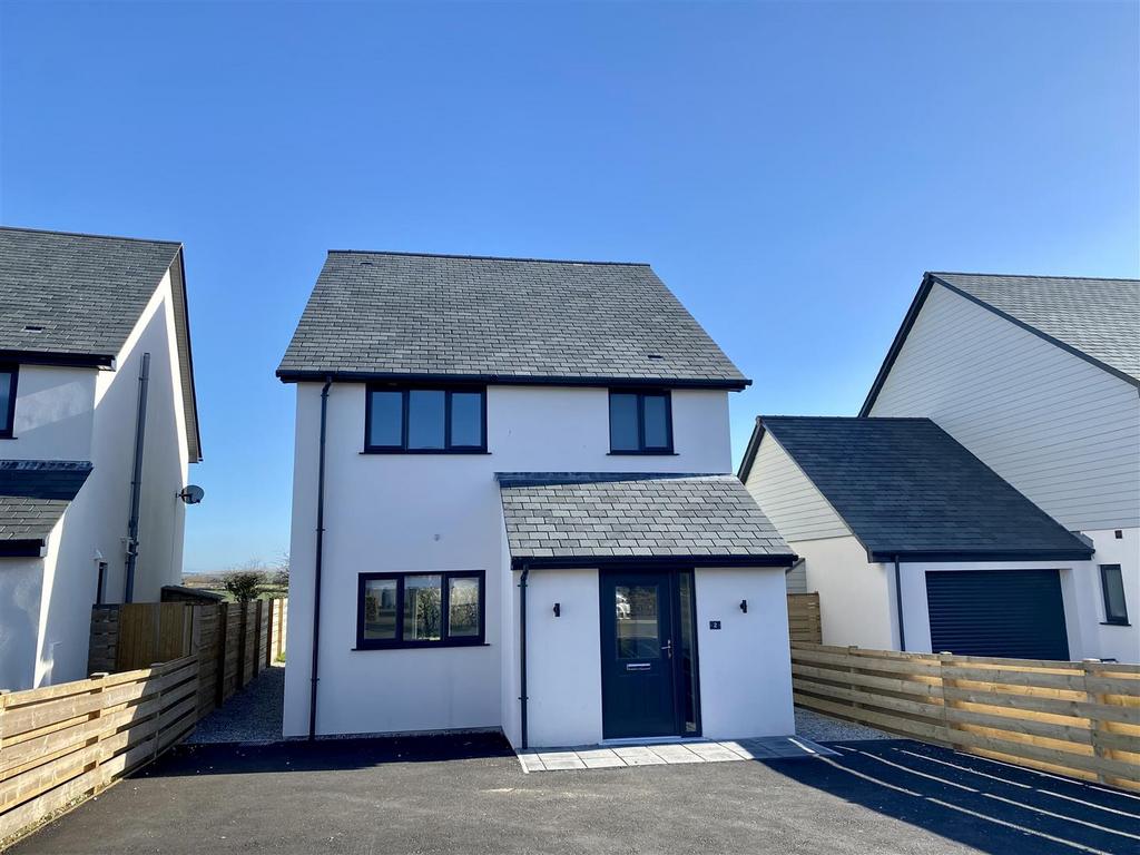 Gwel An Hal, Delabole, PL33 3 bed detached house to rent £1,400 pcm