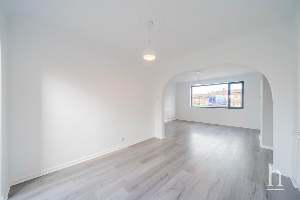 Somerset Road, West Kirby CH48 3 bed end of terrace house for sale £