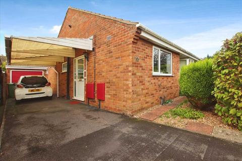 2 bedroom bungalow for sale, Falklands Close, Lincoln