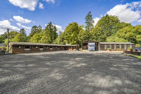 4 bedroom equestrian property for sale, Welwyn