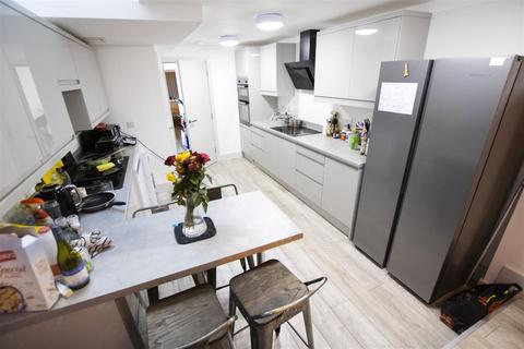Heeley Road, Birmingham, West Midlands, B29