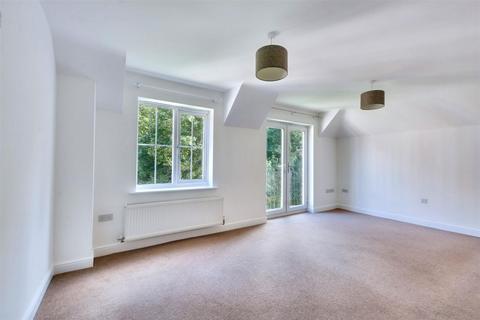 57 Clementine Drive, Mapperley, Nottingham, NG3 5UX