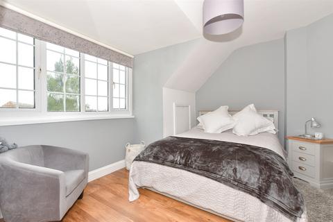 1 bedroom flat for sale, Canterbury Road, Whitstable, Kent