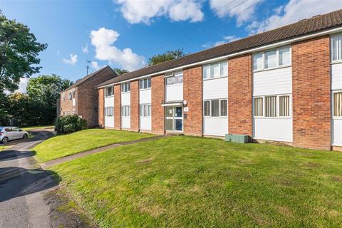 2 bedroom flat for sale, Little Park, Southam