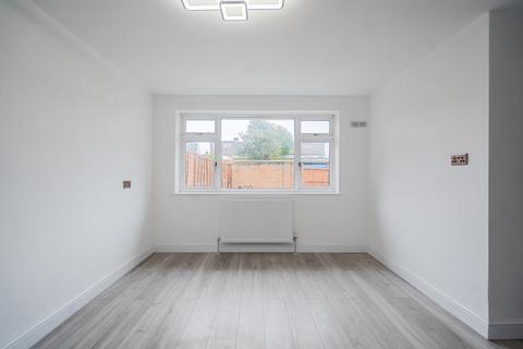 42 Heatherden Green, Iver, SL0 0PZ