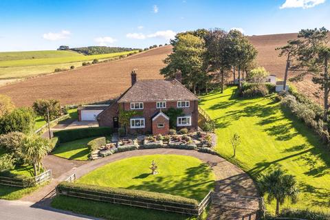 4 bedroom detached house for sale, Bowcombe Road, Newport