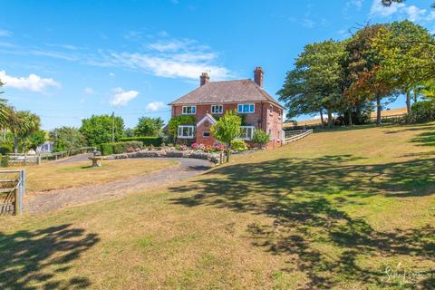 4 bedroom detached house for sale, Bowcombe Road, Newport