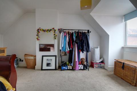 55a Old Woking Road, West Byfleet, KT14 6LF