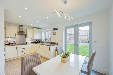 2 Oleander Close, Tamworth, B79 0ES