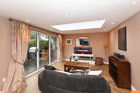 5 bedroom detached house for sale, Little Meadow Close, Prestbury