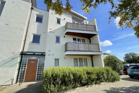 2 bedroom apartment for sale, Hening Avenue, Ipswich