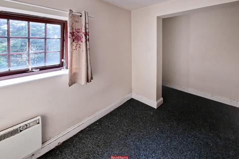 2 bedroom apartment for sale, Comer Crescent, Southall UB2