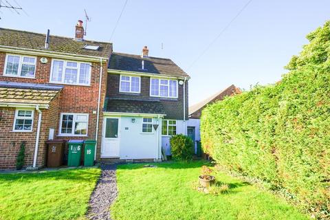 3 bedroom end of terrace house for sale, Church Road, Slapton