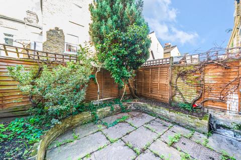 4 bedroom terraced house for sale, Corrance Road, Brixton