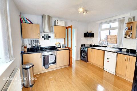 2 bedroom semi-detached house for sale, Main Road, Northwich