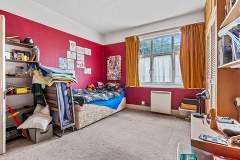 46 Barrow Road, Streatham, London, SW16 5PF