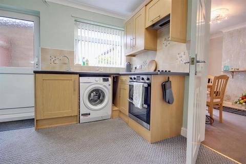 3 bedroom terraced house for sale, Hickling Close, Anlaby, Hull