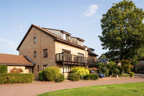 8 Albany Mews, Kingston Upon Thames, KT2 5SL