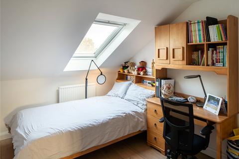 8 Albany Mews, Kingston Upon Thames, KT2 5SL
