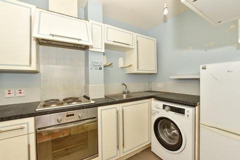 2 bedroom ground floor maisonette for sale, Lawrence Court, Willesborough, Ashford, Kent