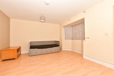 2 bedroom ground floor maisonette for sale, Lawrence Court, Willesborough, Ashford, Kent