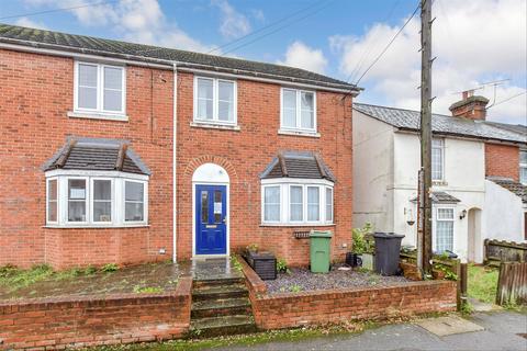 2 bedroom ground floor maisonette for sale, Lawrence Court, Willesborough, Ashford, Kent