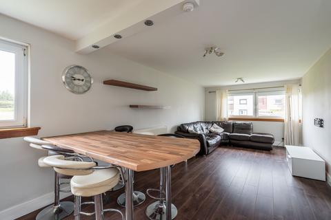 12/5 Calder Grove, Edinburgh, EH11 4NA