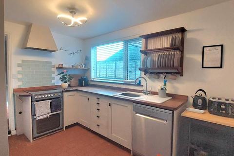 2 bedroom end of terrace house for sale, West Way, Earls Barton, Northamptonshire NN6