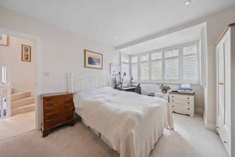 4 bedroom end of terrace house for sale, Queens Road, Teddington, TW11