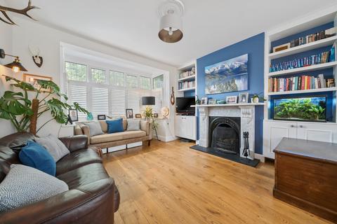 145 Queens Road, Teddington, TW11 0LZ