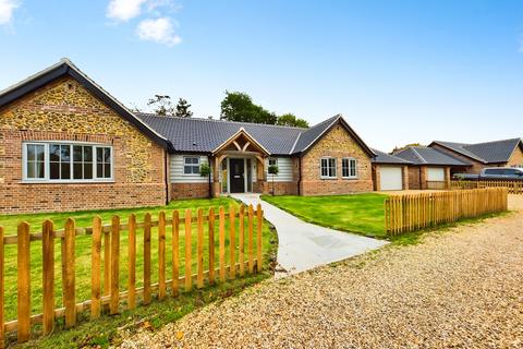undefined, Chequers Lane, Saham Toney, IP25