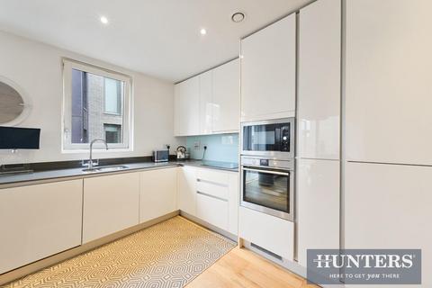 2 bedroom flat for sale, Durham Wharf Drive, Brentford