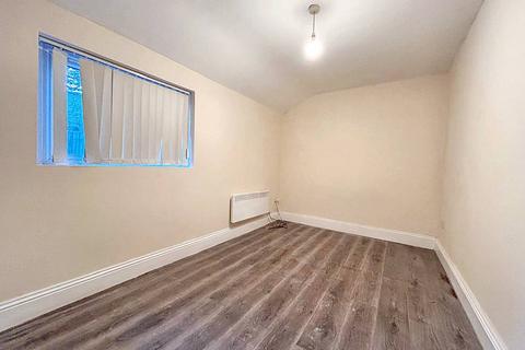 1 bedroom ground floor flat to rent, Bescot Road , Walsall  WS2