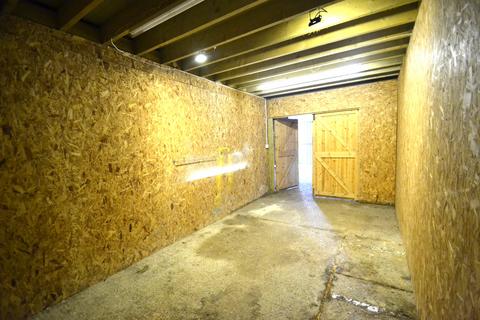 Storage to rent, Newdigate Road, Rusper RH12