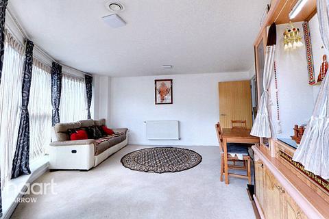 2 bedroom apartment for sale, Harrow & Wealdstone