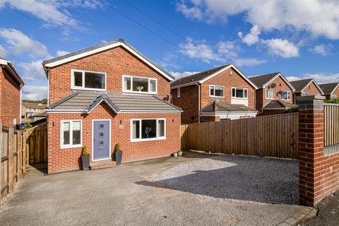 4 bedroom detached house for sale, Teall Street, Ossett WF5