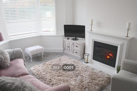 2 bedroom terraced house to rent, Seamer Road, Scarborough, North Yorkshire, YO12 4EF