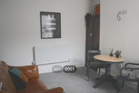 2 bedroom terraced house to rent, Seamer Road, Scarborough, North Yorkshire, YO12 4EF