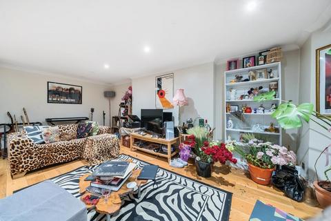 3 bedroom flat for sale, Highgate,  London,  N19,  N19