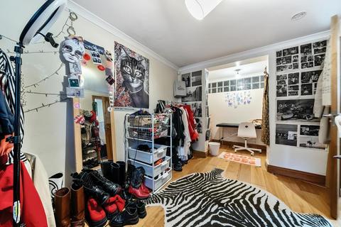 3 bedroom flat for sale, Highgate,  London,  N19,  N19