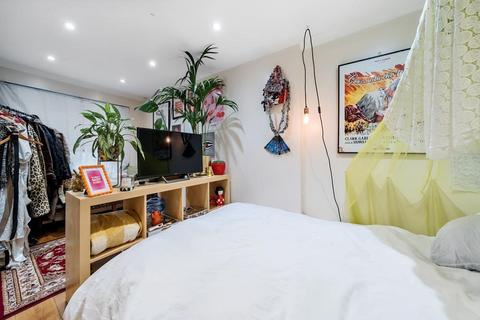 3 bedroom flat for sale, Highgate,  London,  N19,  N19