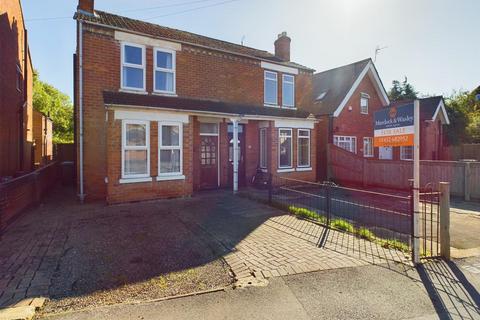 3 bedroom semi-detached house for sale, Paygrove Lane, Longlevens