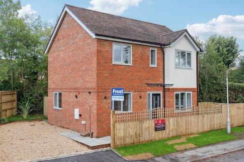 3 bedroom detached house for sale, Rickmansworth Lane, Chalfont St. Peter, Gerrards Cross, Buckinghamshire, SL9