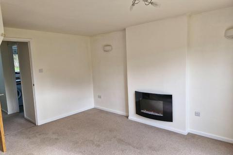 2 bedroom house to rent, Manor Court Drive, Handsacre, Rugeley