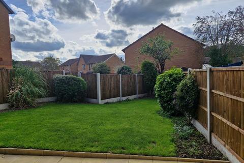 2 bedroom house to rent, Manor Court Drive, Handsacre, Rugeley