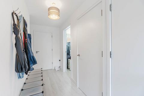 18 Dobson Way, Trumpington, Cambridge, CB2 9ES