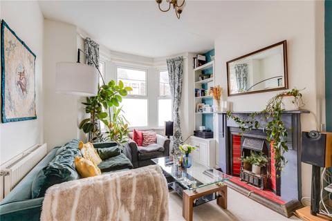 17 Arran Street, Roath, Cardiff, CF24 3HR