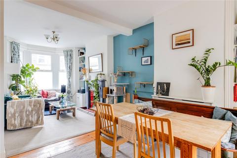 17 Arran Street, Roath, Cardiff, CF24 3HR