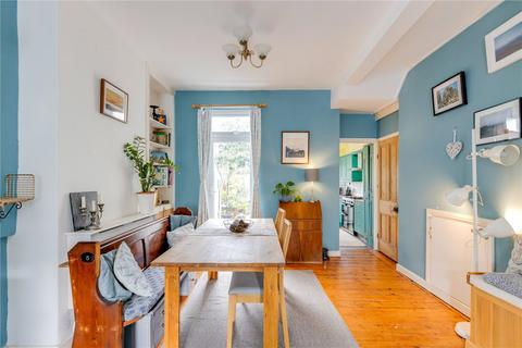 17 Arran Street, Roath, Cardiff, CF24 3HR